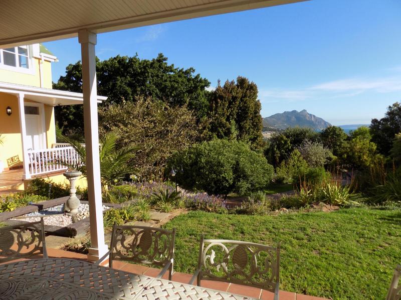 To Let 4 Bedroom Property for Rent in Hout Bay Western Cape